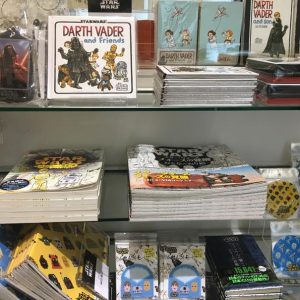 スターウォーズ関連の書籍、文具