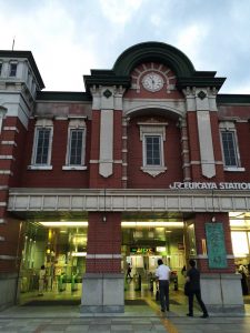 深谷駅もレンガ風の出で立ち