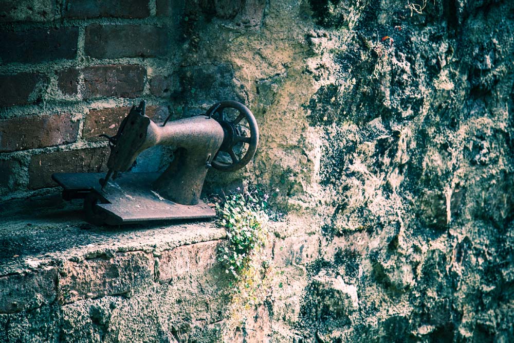 オラドゥール=シュル=グラヌの焼け残ったミシン